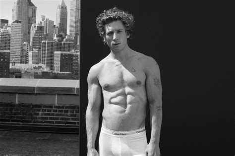 jeremy allen white calvin klein campaign